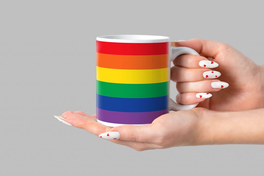 11_LGBTQ-gay.jpg