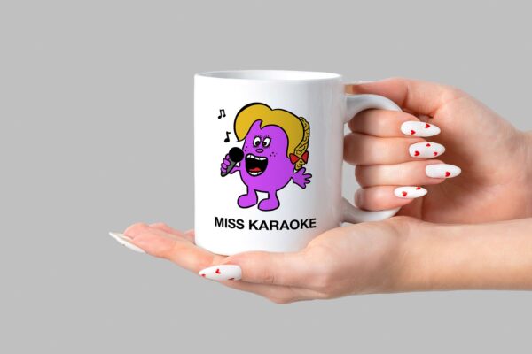 11 Little miss karaoke
