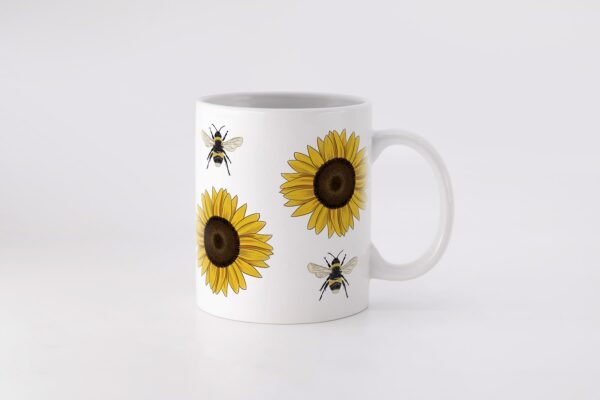 3 Bee sunflower illustrated