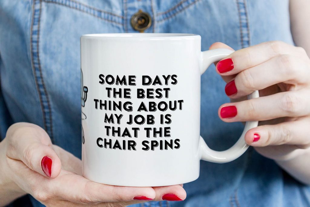 6_best-thing-about-job-is-chair.jpg