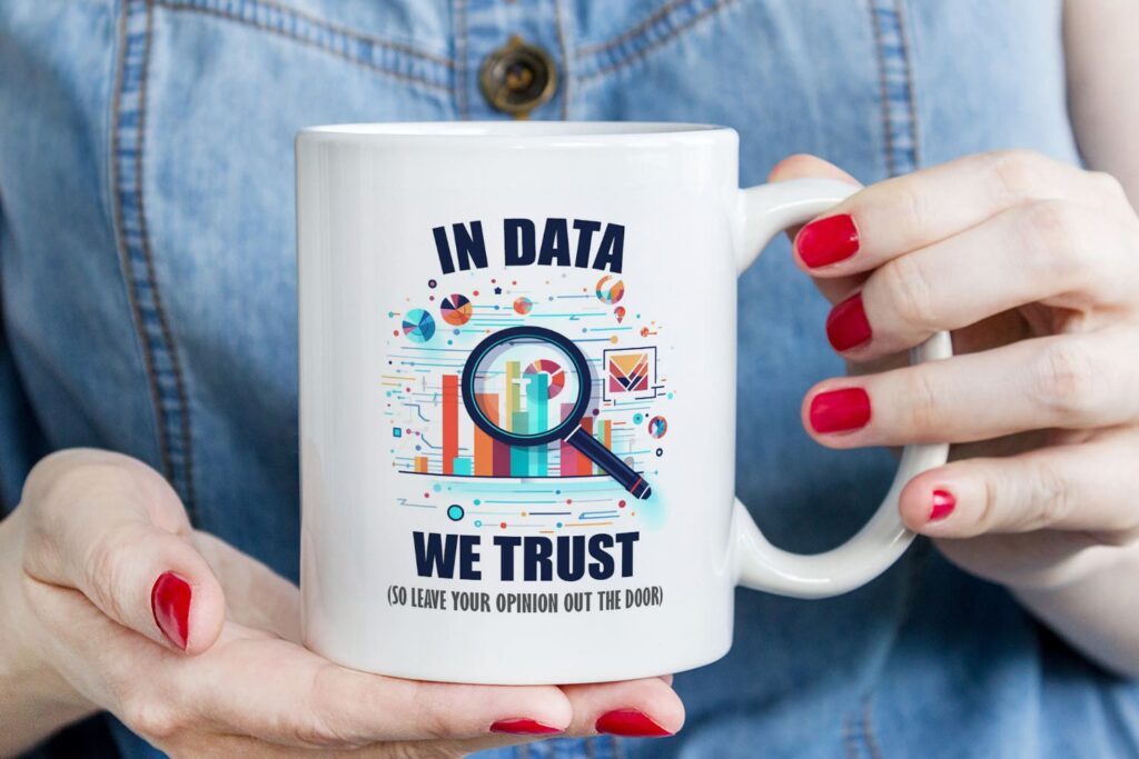 6_data-we-trust-1.jpg