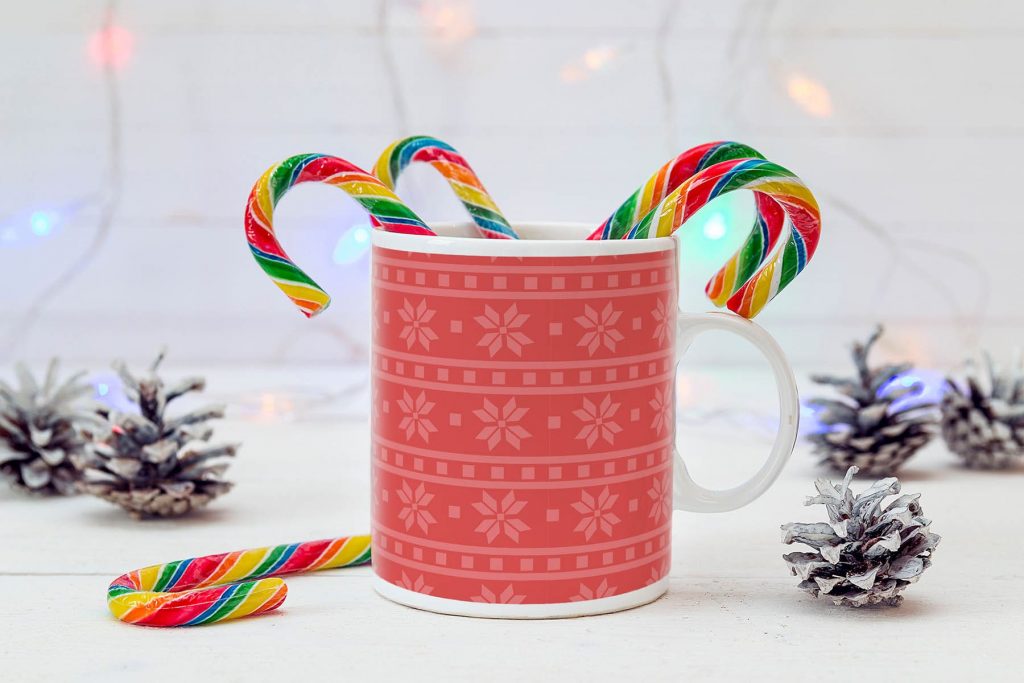 8_snowflake-pattern-red.jpg